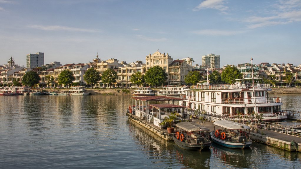 hanoi cruise port information
